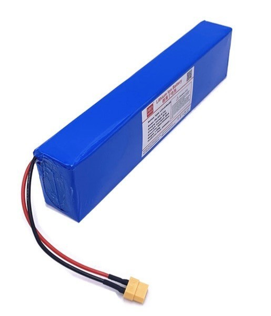 Велосипед або самокат з акумулятором